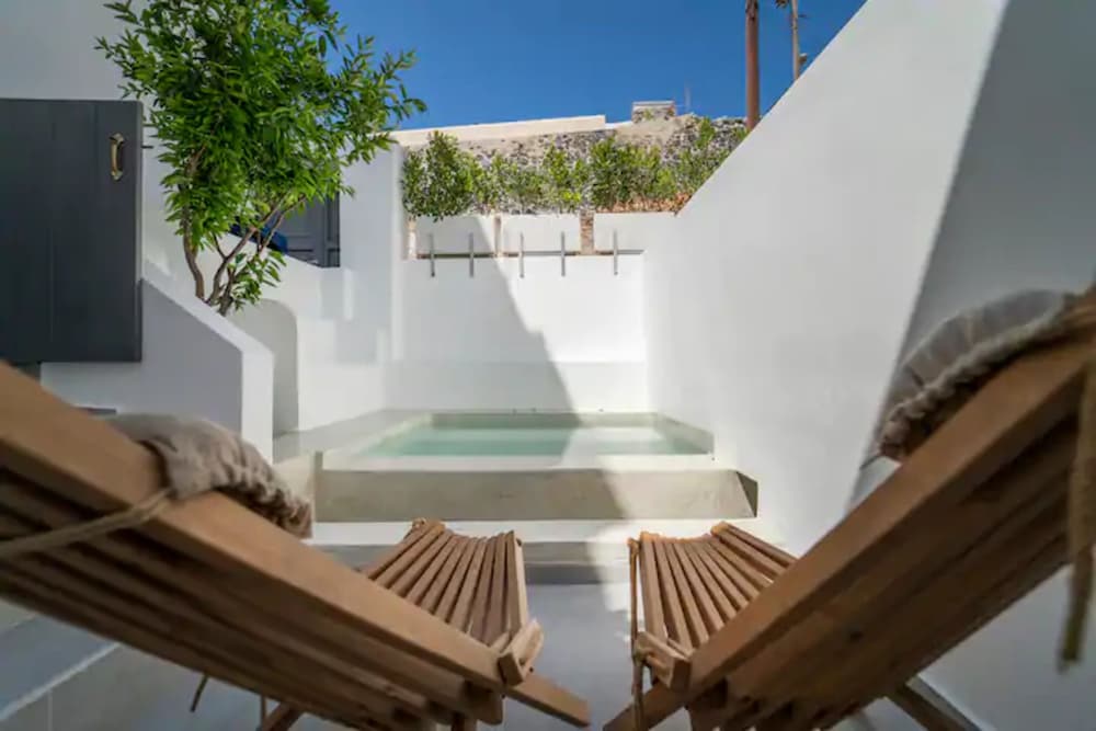 Фото Nostos Apartments Fira