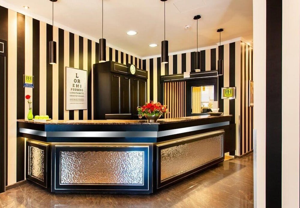 Фото Favored Hotel Domicil