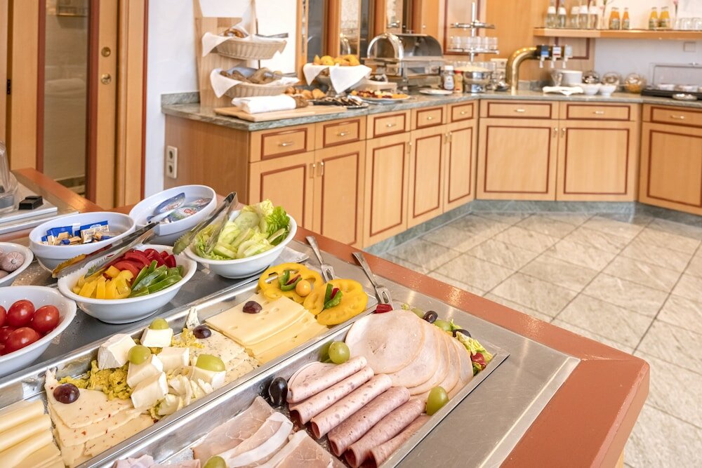 Фото Hotel Neuwirt