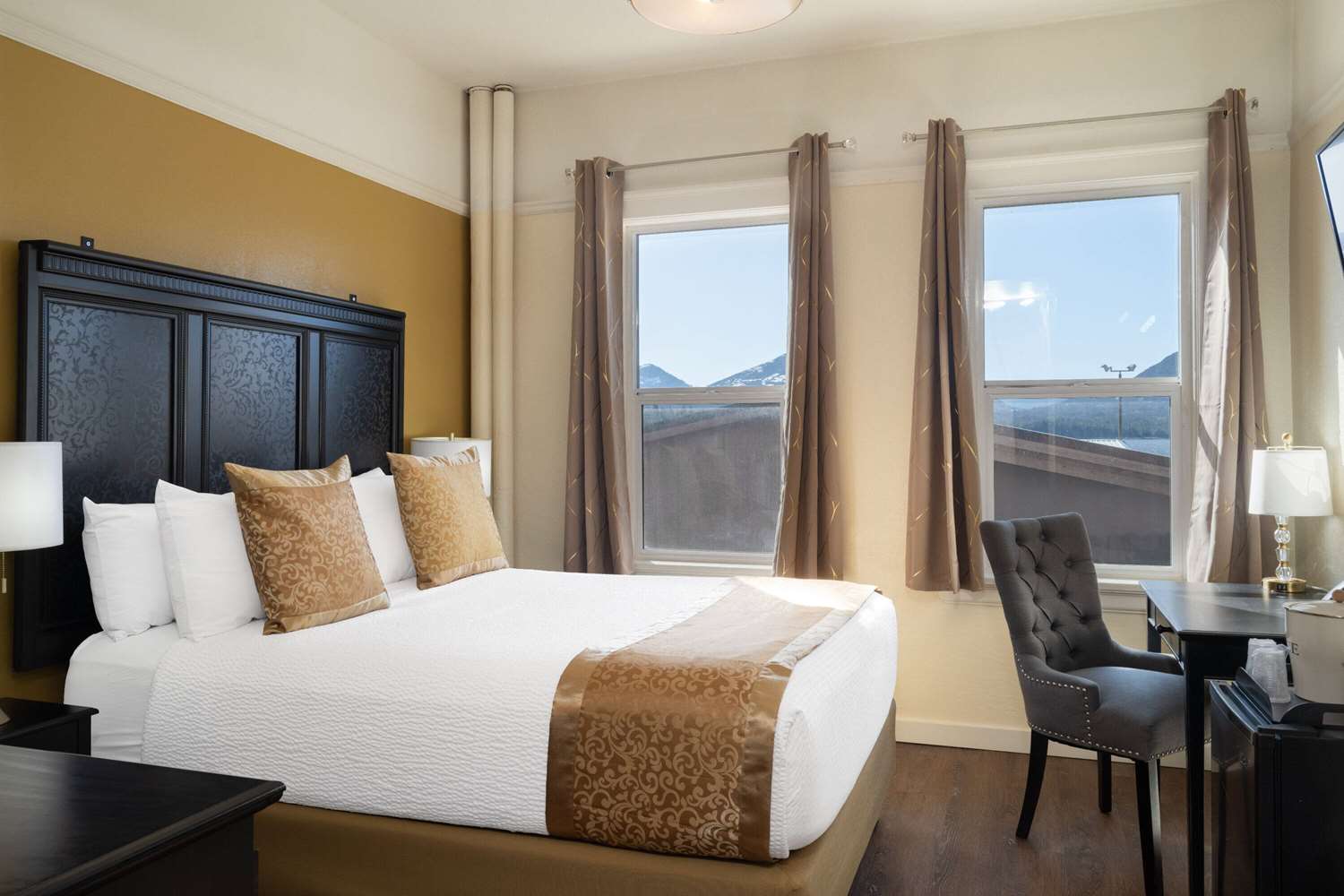 Фото Gilmore Hotel, Trademark Collection by Wyndham