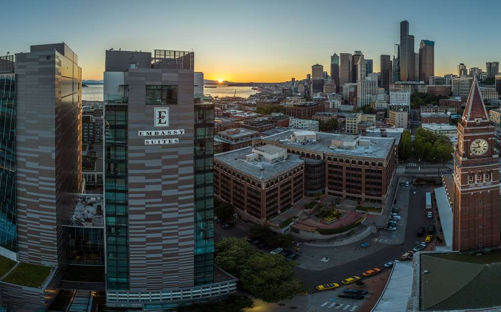 Фото Embassy Suites by Hilton Seattle Downtown Pioneer Square