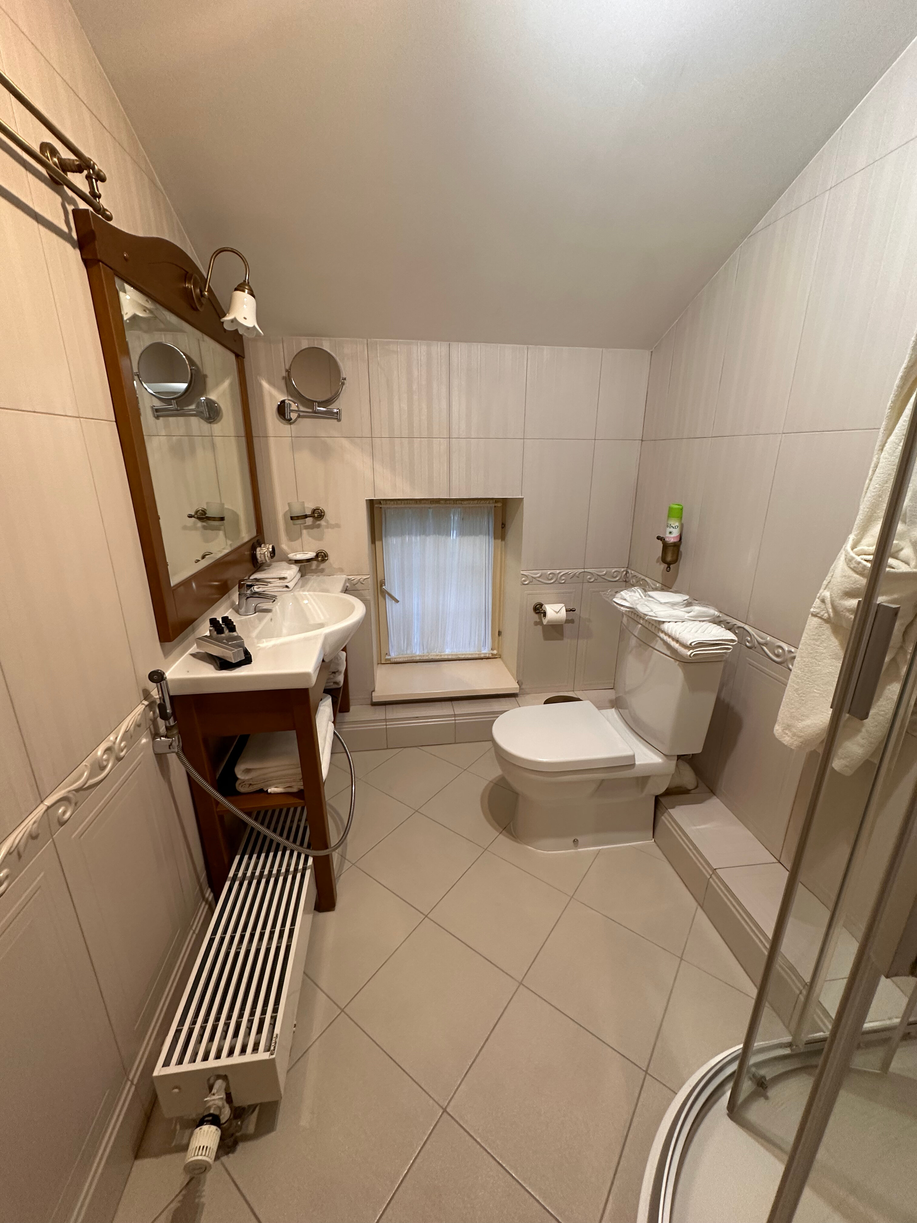 Фото Имение Алтунъ, корпус Барский флигель