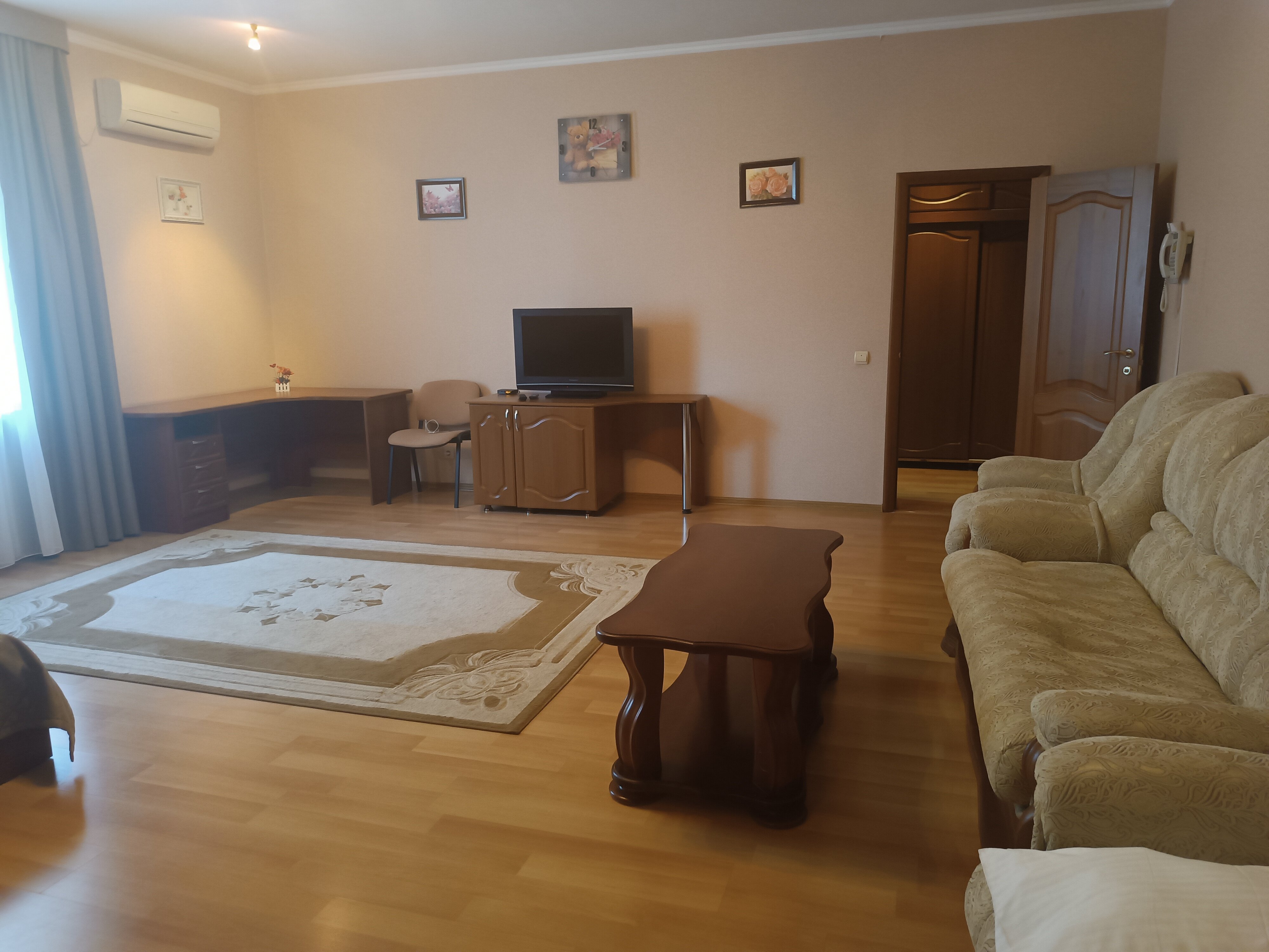 Фото Премьер