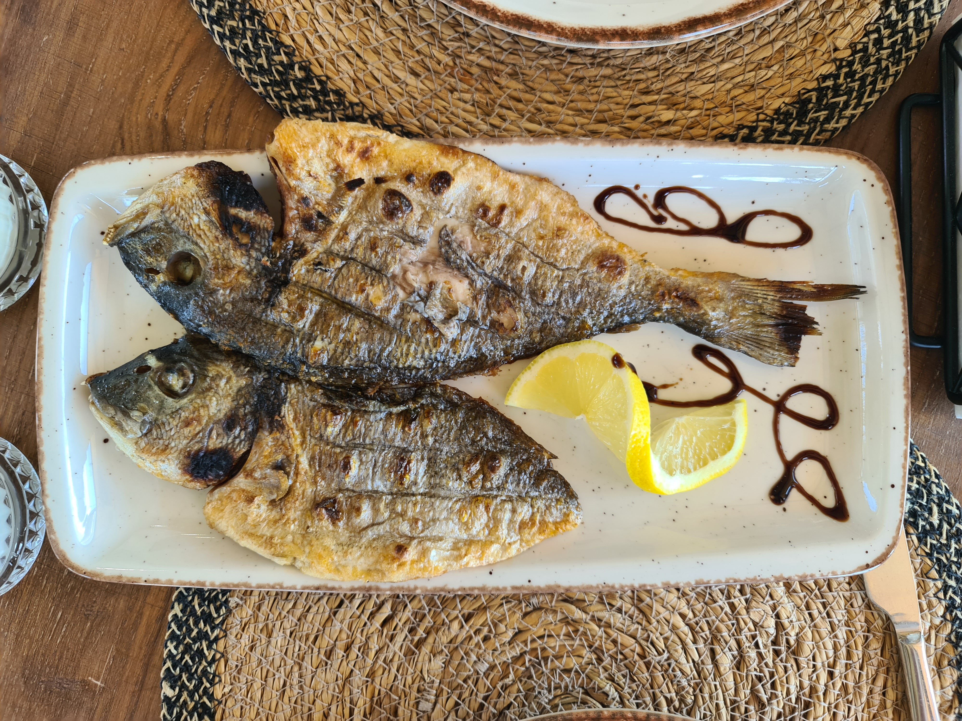 Фото Level Up Hotel & Restaurant