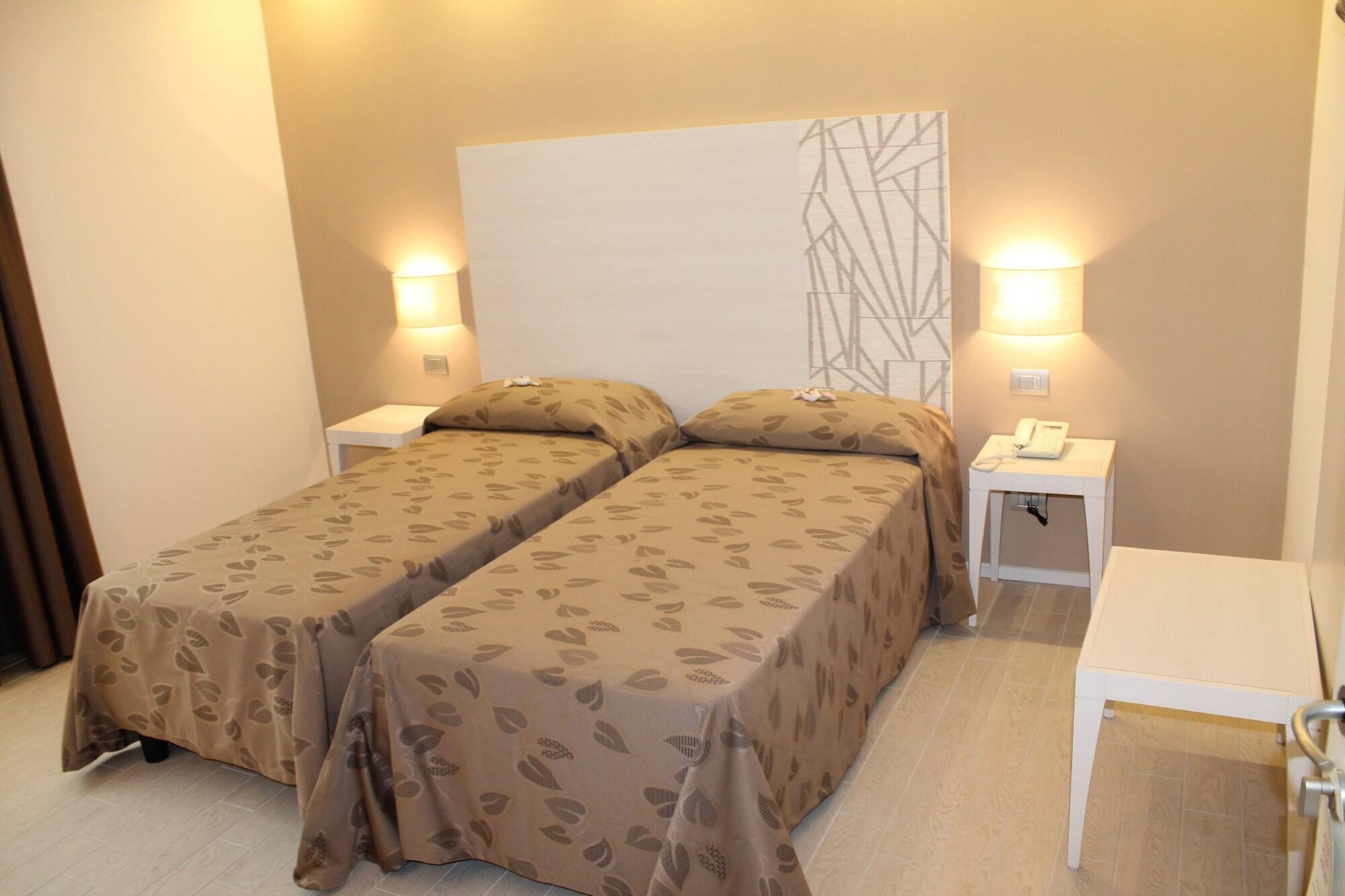 Фото Hotel Mariano