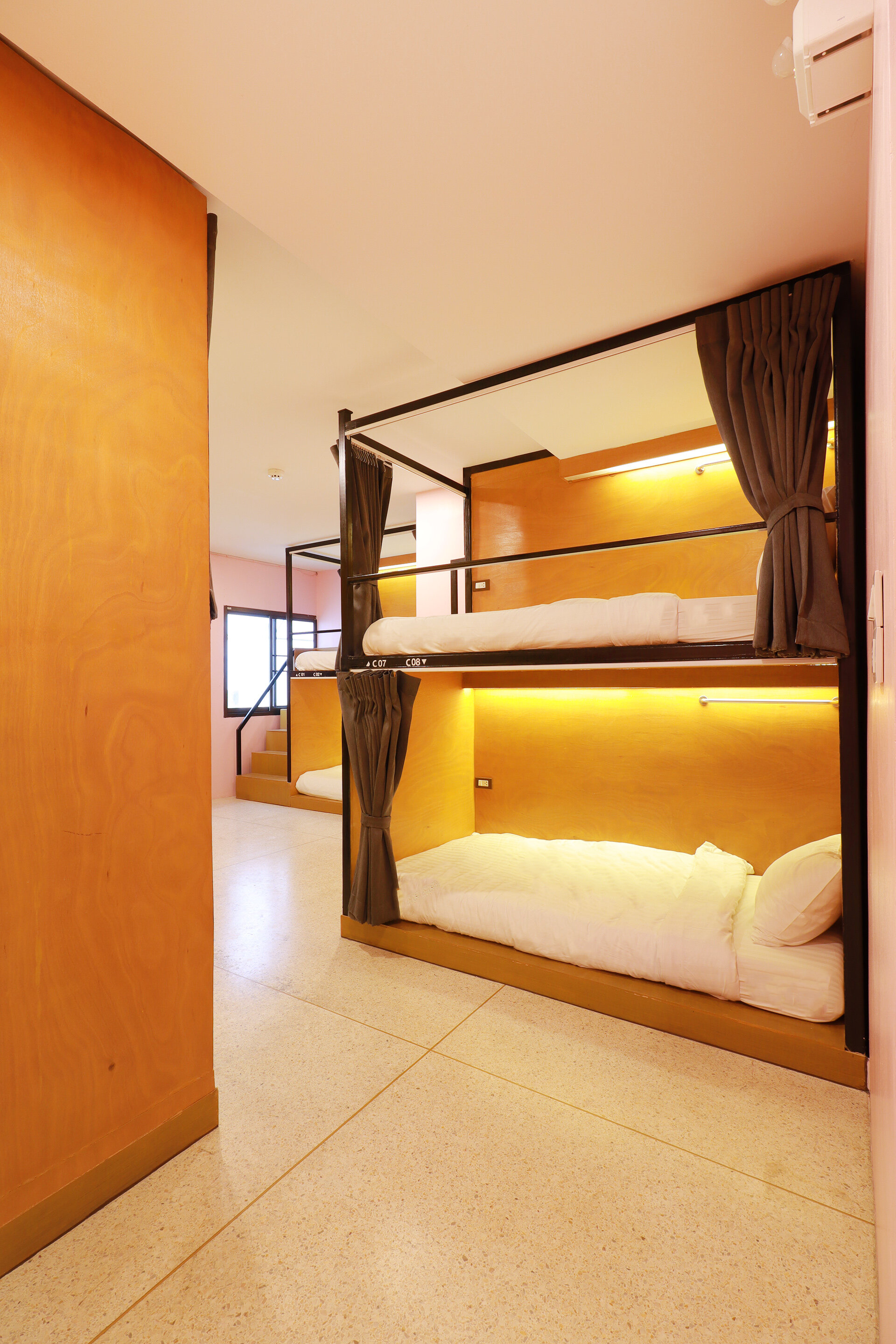 Фото Oyo 531 Le Light House & Hostel