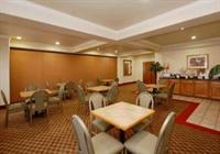 Фото Sleep Inn & Suites Hewitt - South Waco