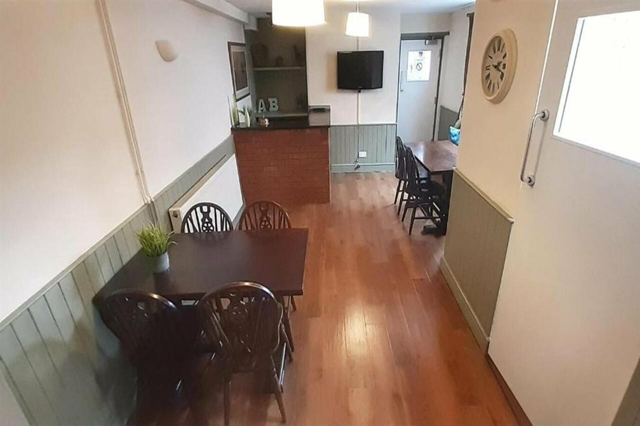 Фото Admiral Blake Guest House