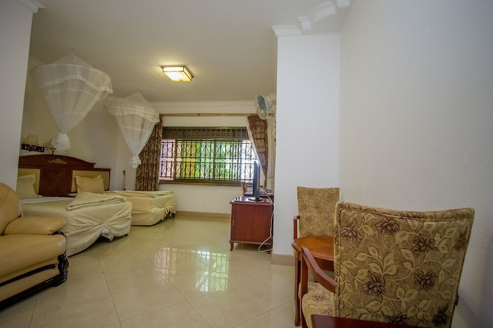 Фото Hibis Hotel