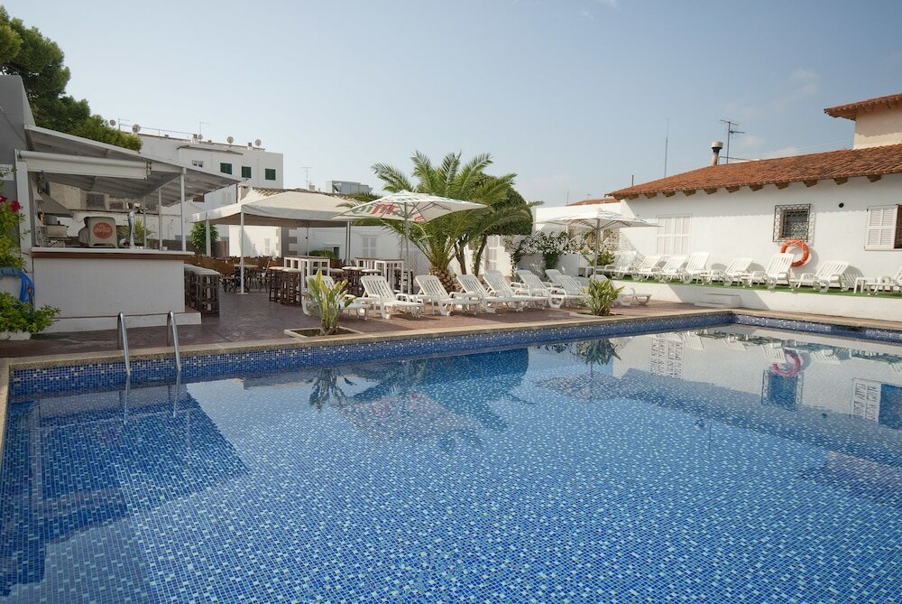 Фото Hostal Montesol