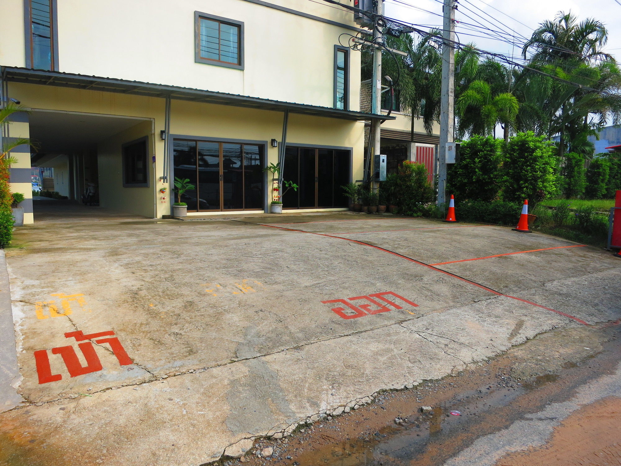 Фото Winrisa Place