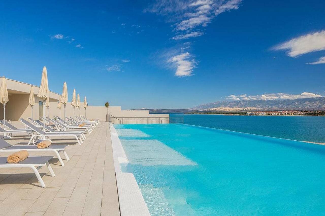 Фото Glamping Villas & Holiday Homes Avalona