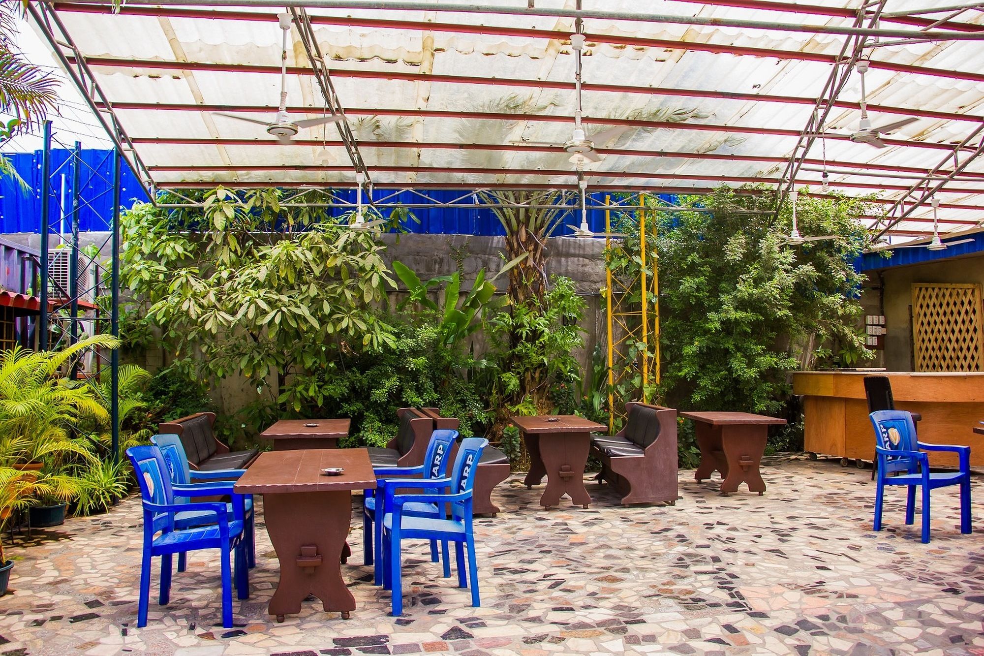 Фото Elliotnass Hotel