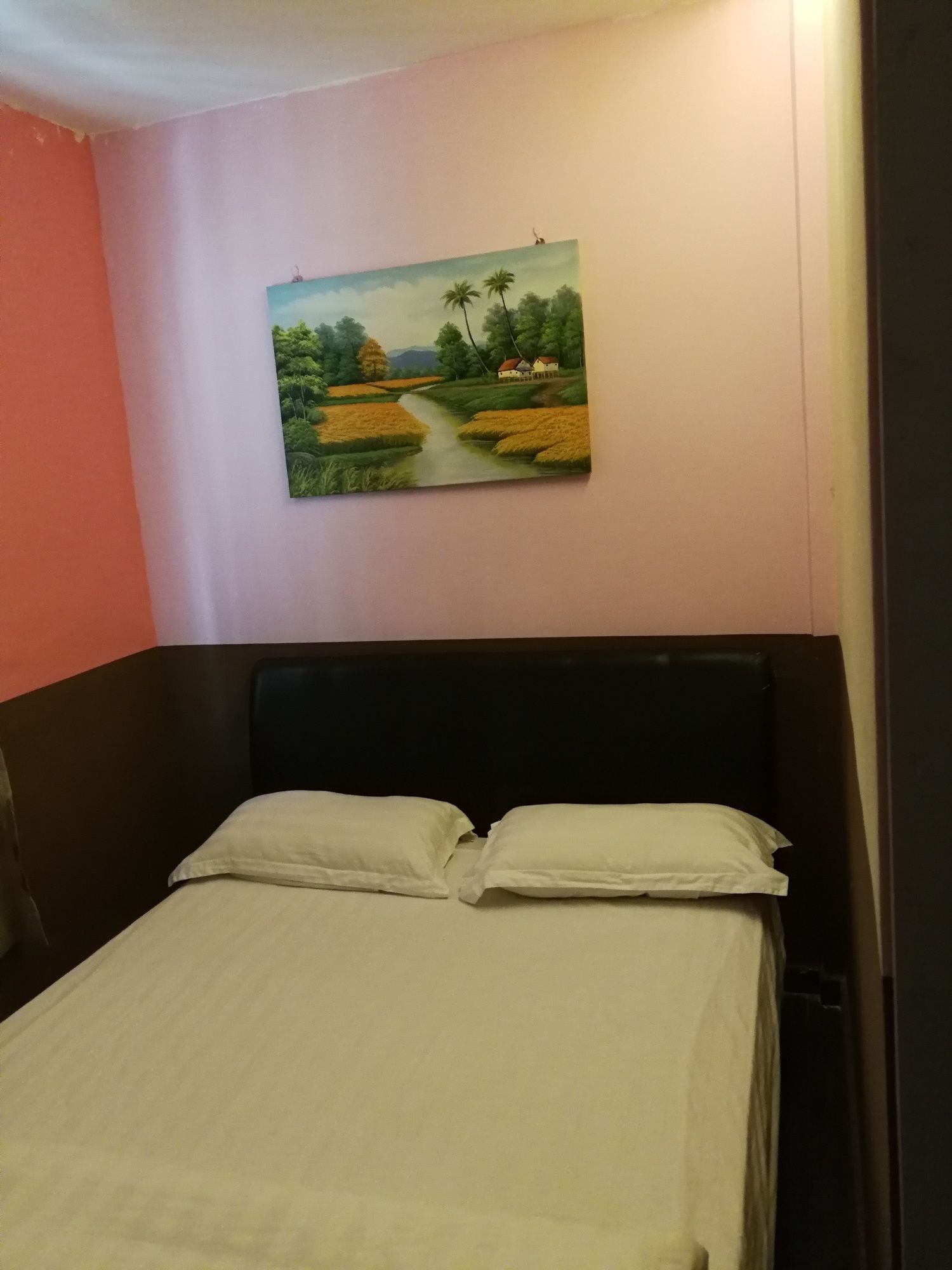 Фото Spring Lodge Hotel Kuala Lumpur