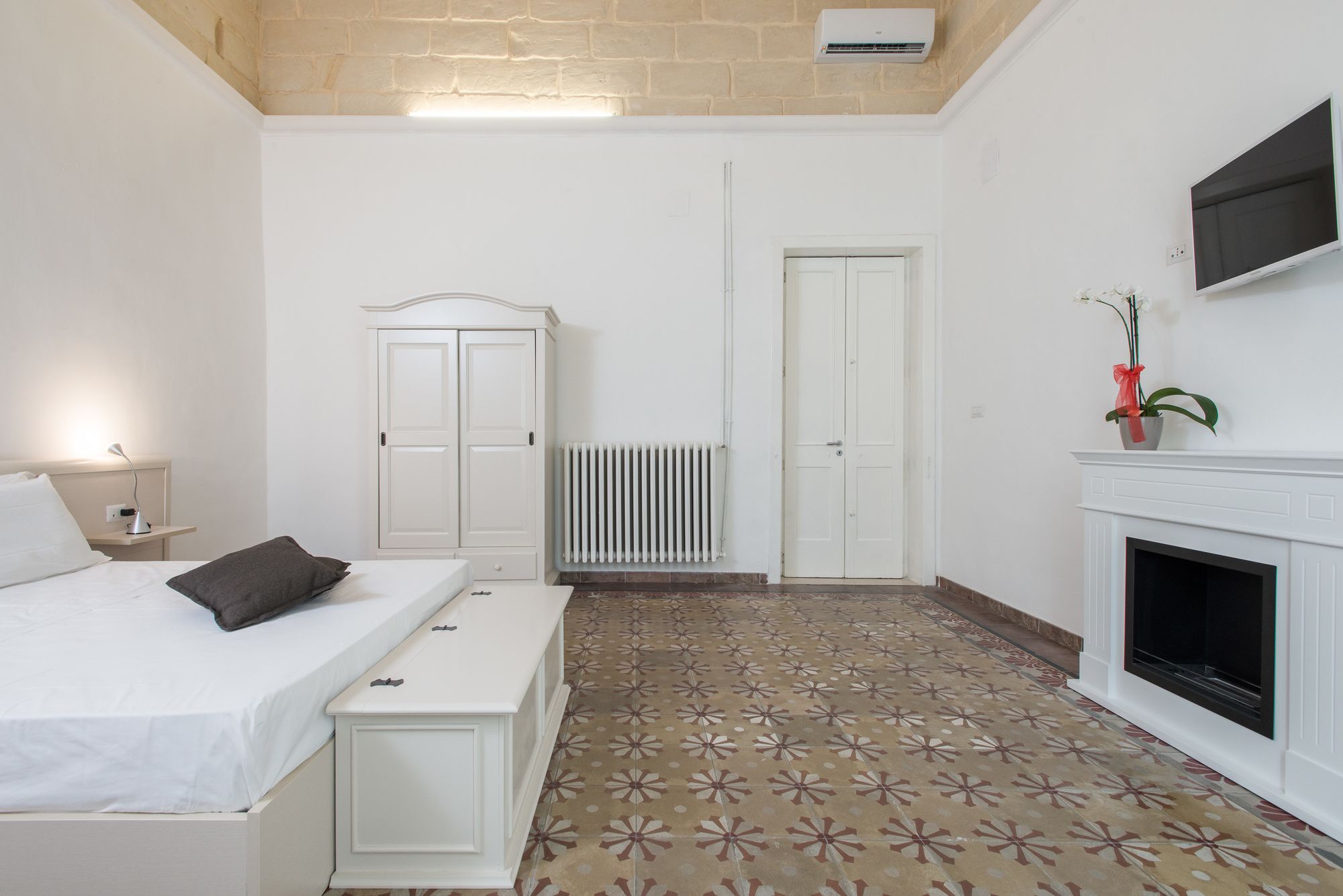Фото Ada Suites