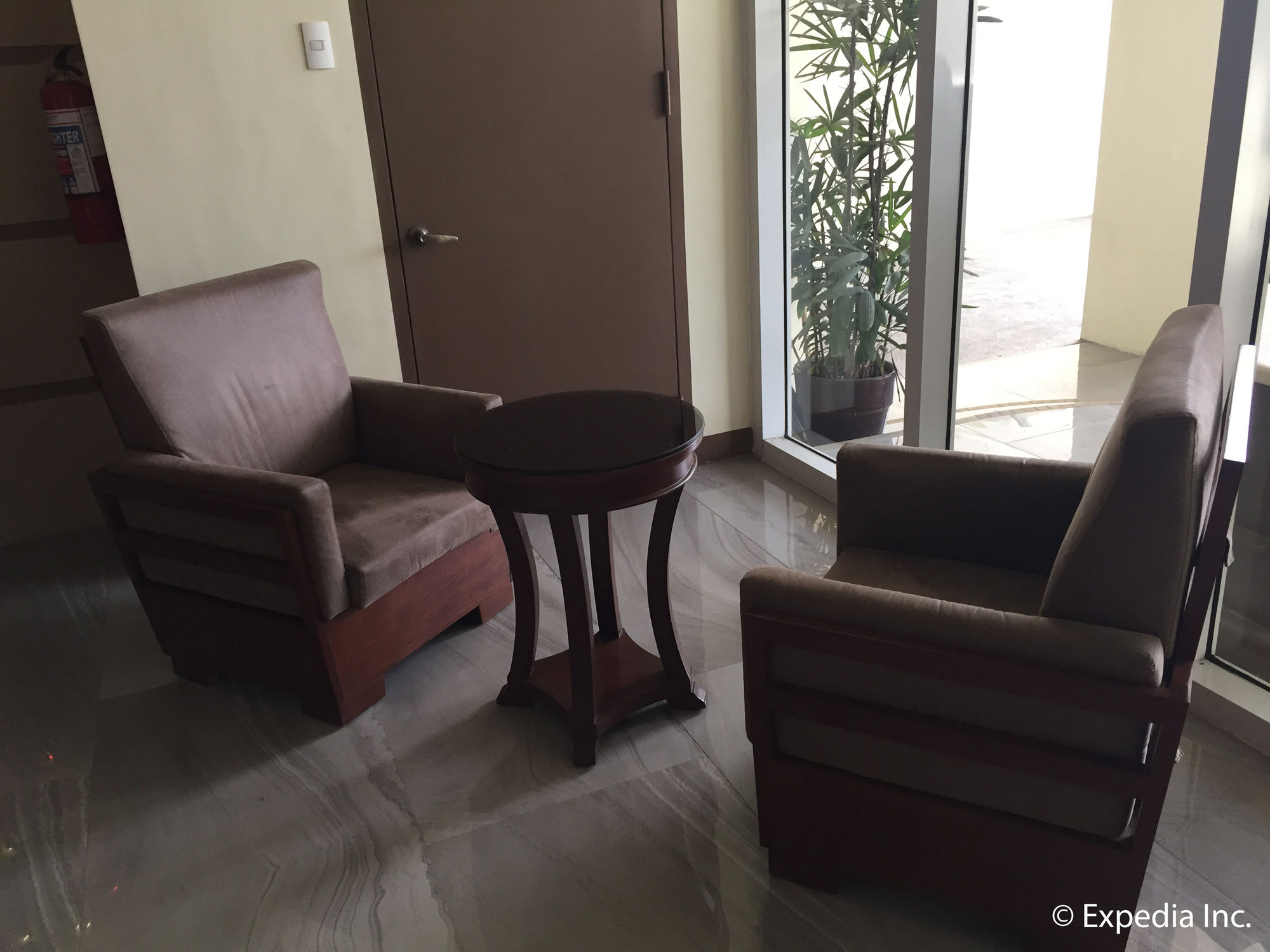 Фото Leope Hotel