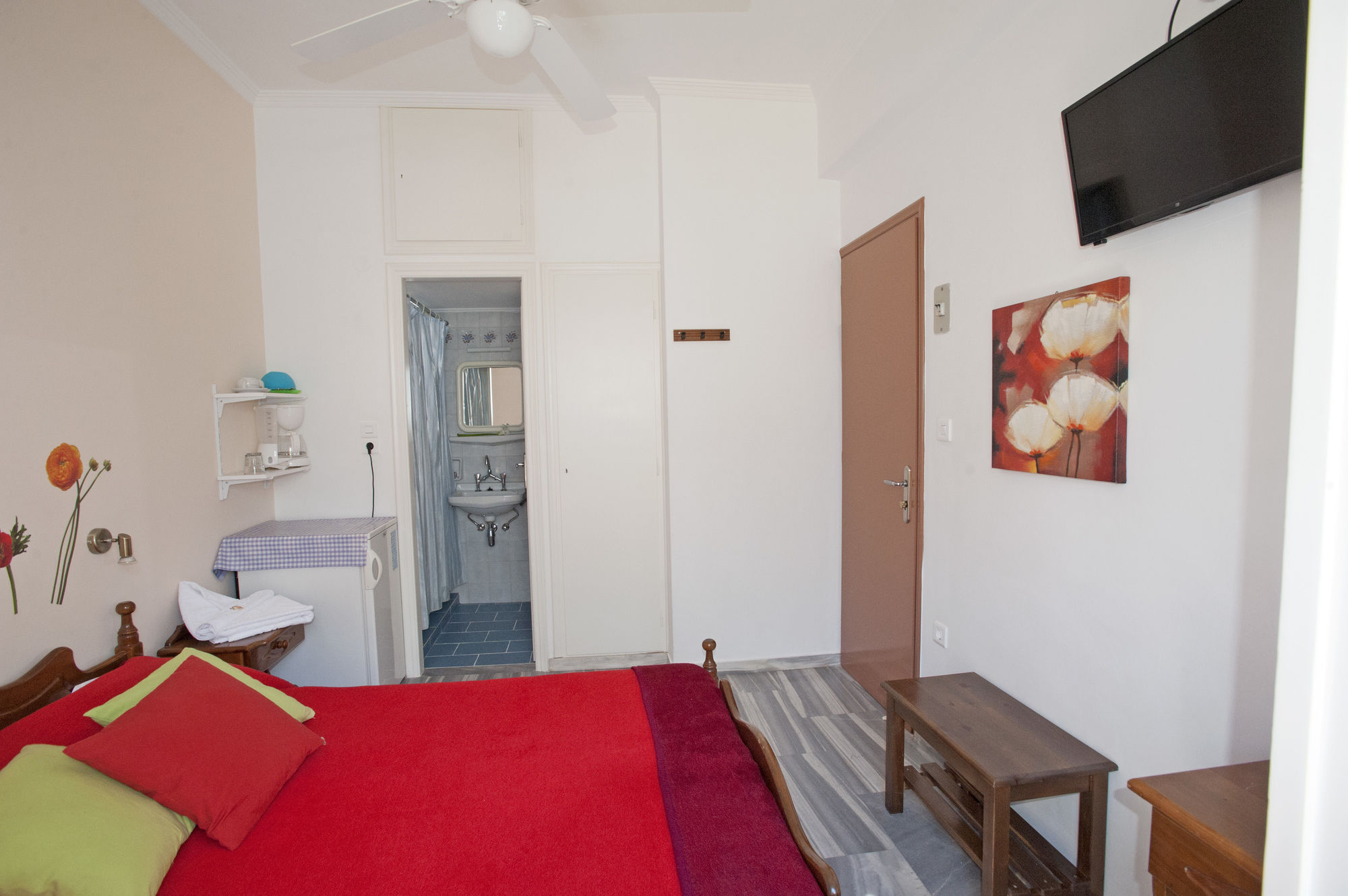 Фото Marisa Rooms