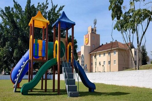 Внешний вид отеля Hotel 10 Joinville в Жоинвилях, фото 4