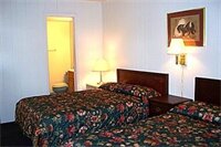 Фото Skyview Manor Motel