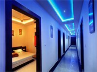 Гостиница Hotel Riviera в Агре
