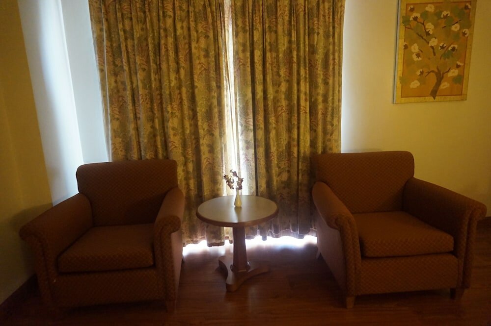 Фото Ban Chiang Hotel