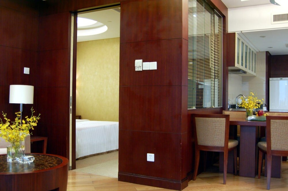 Фото Ningbo Portman Plaza Hotel