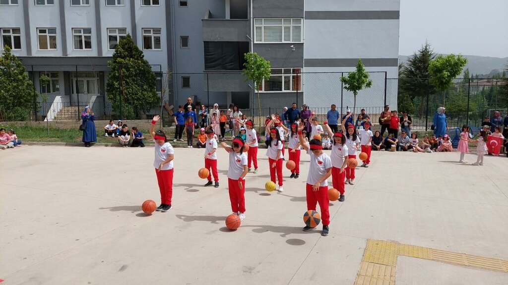 School 18 March Middle School, Tokat, photo