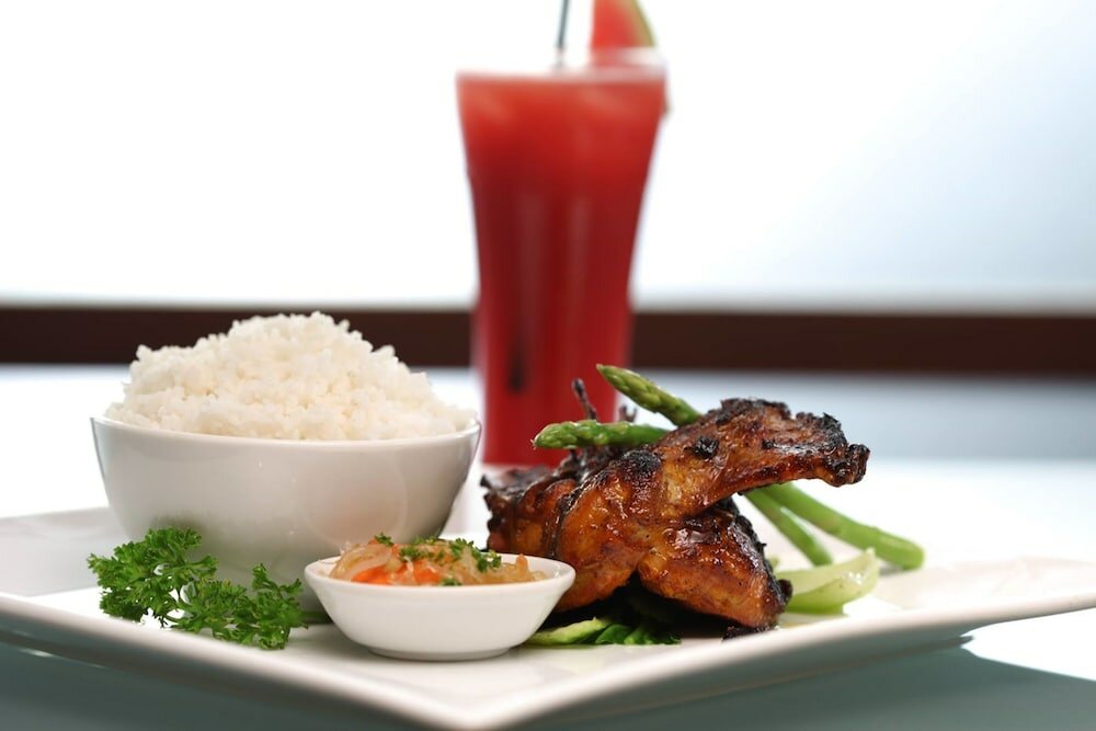 Фото Amorsolo Mansion