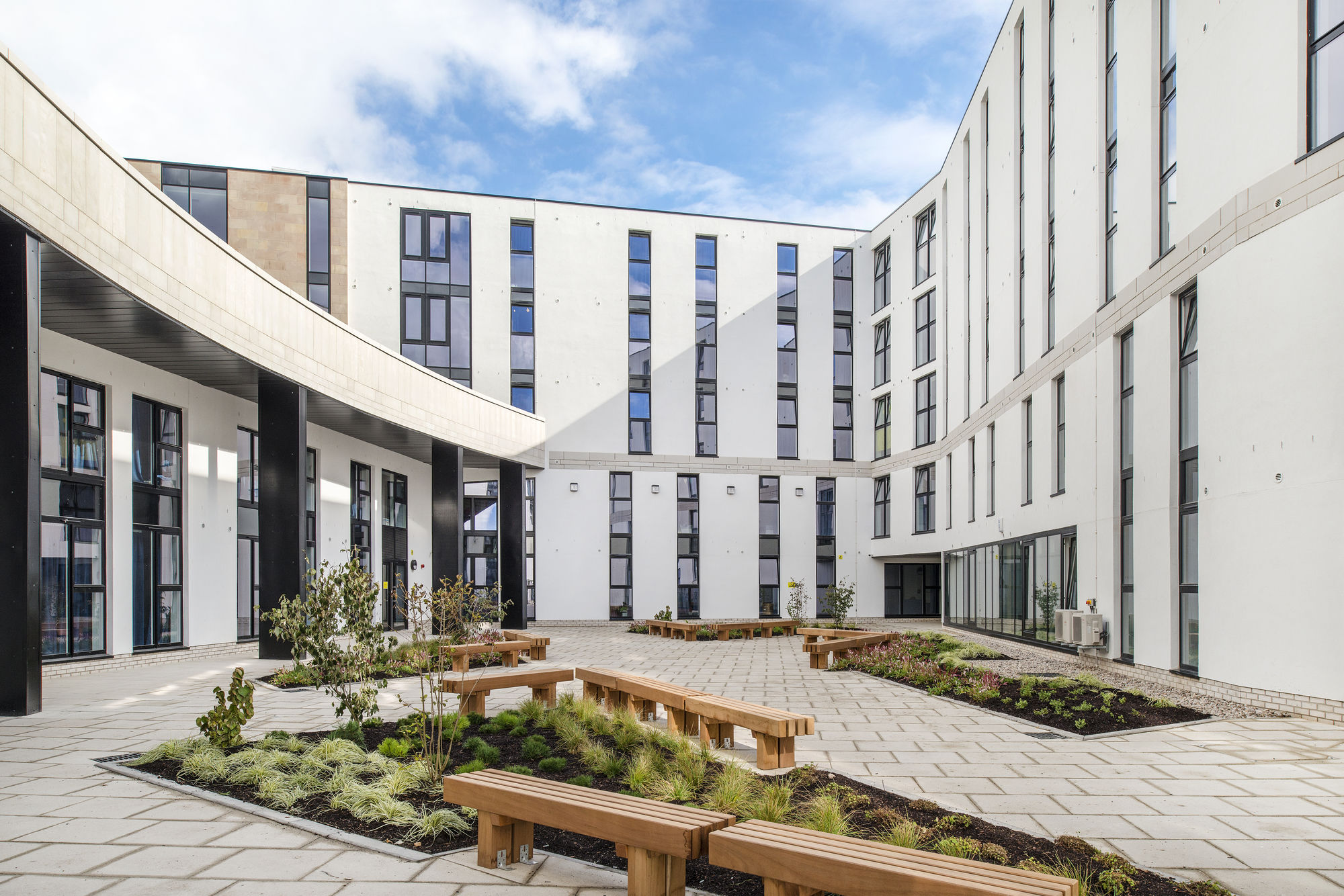 Фото Destiny Student Holyrood - Campus Accommodation