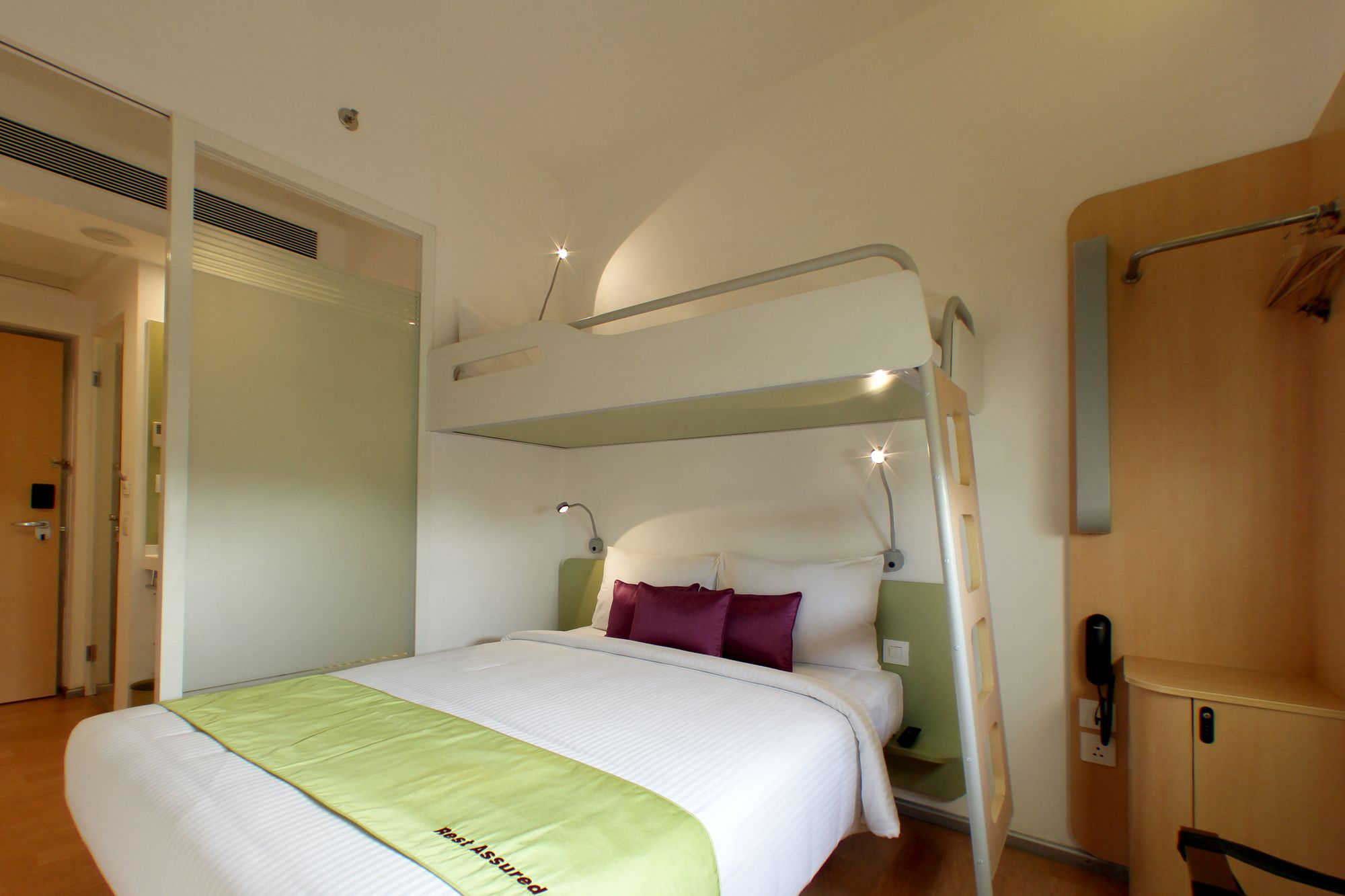 Фото Holiday Inn Express Hyderabad Hitec City, an Ihg Hotel