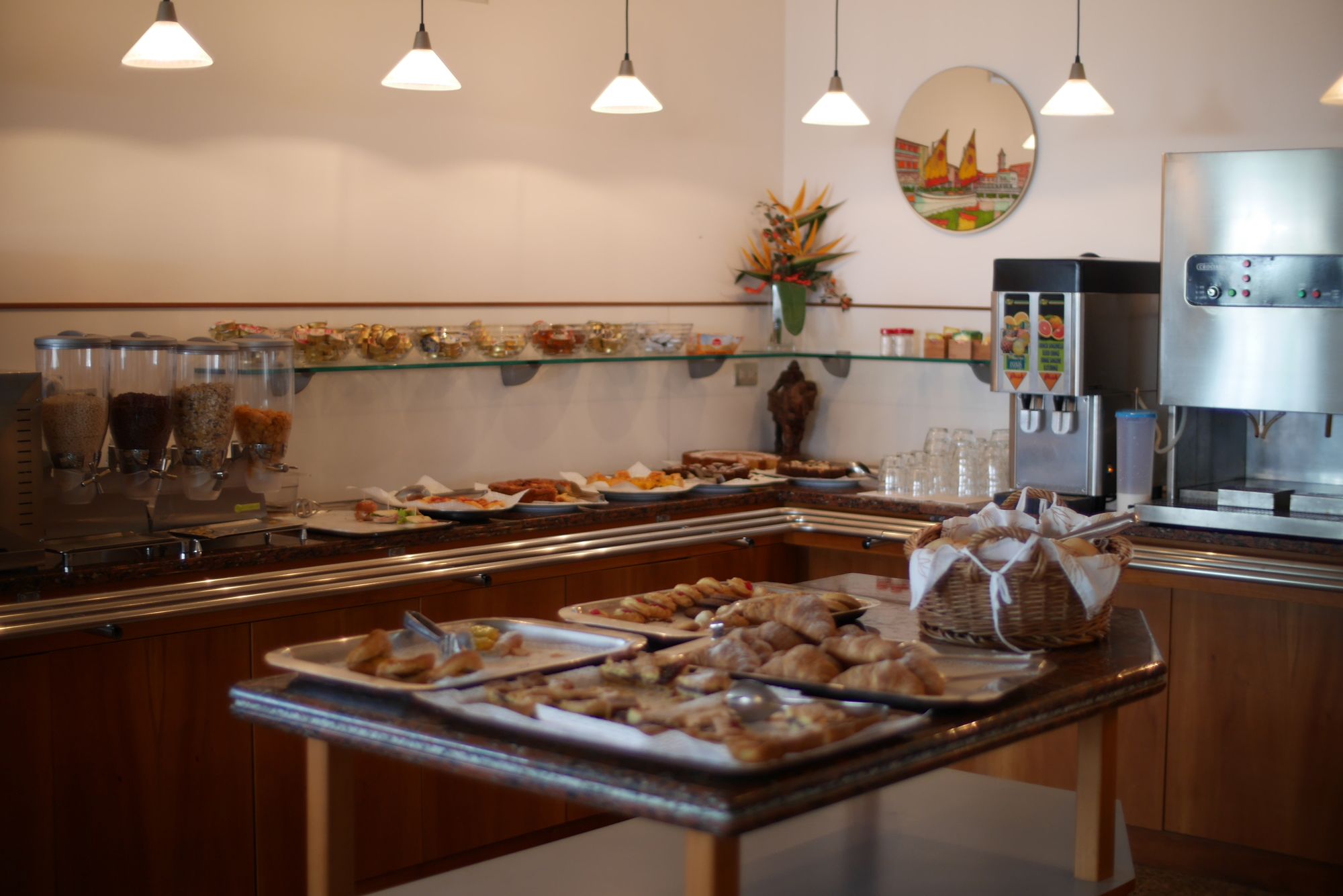 Фото Hotel Colorado Cesenatico