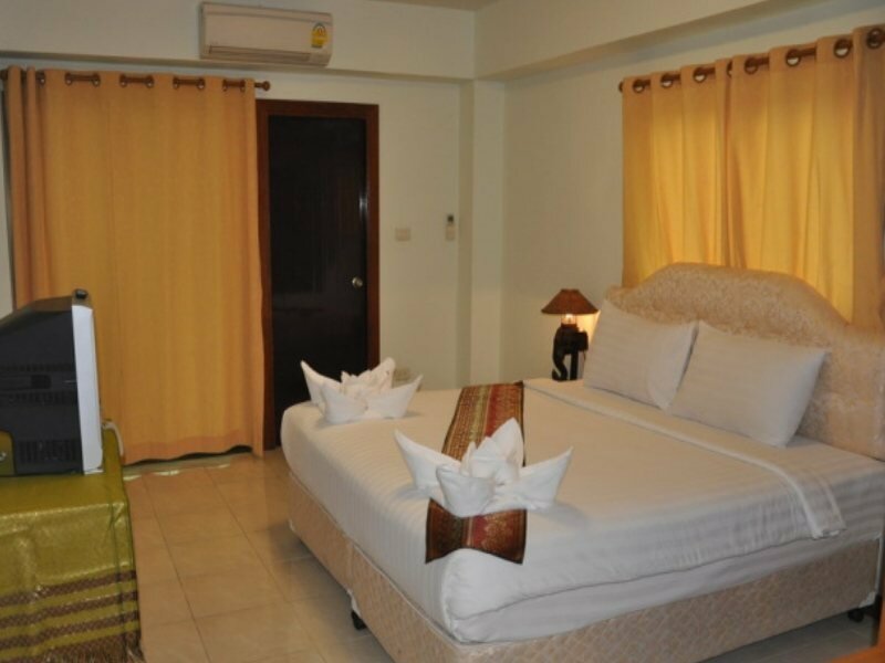 Фото Silver Gold Garden Suvarnabhumi Airport Hotel