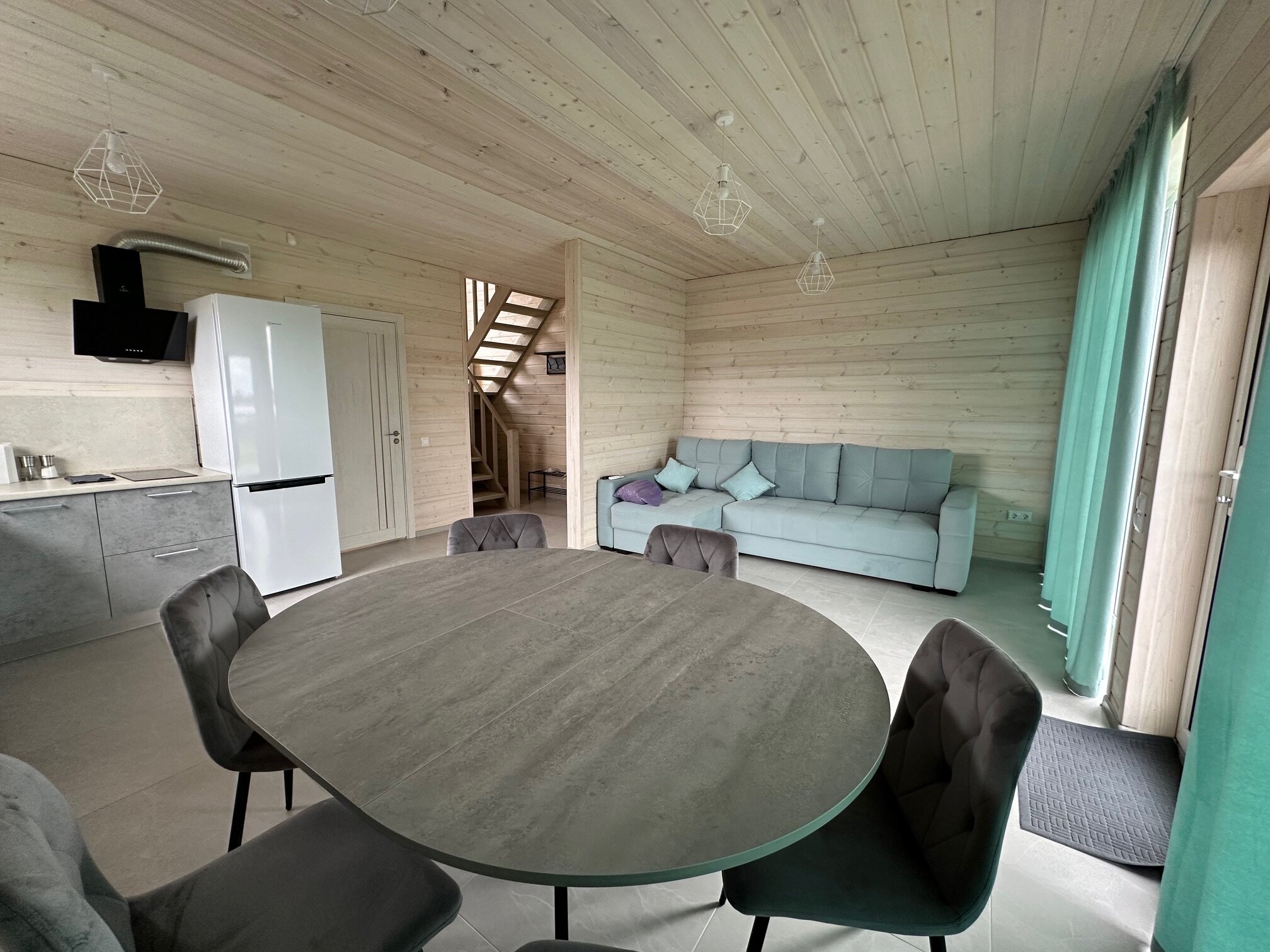 Фото Амбарн