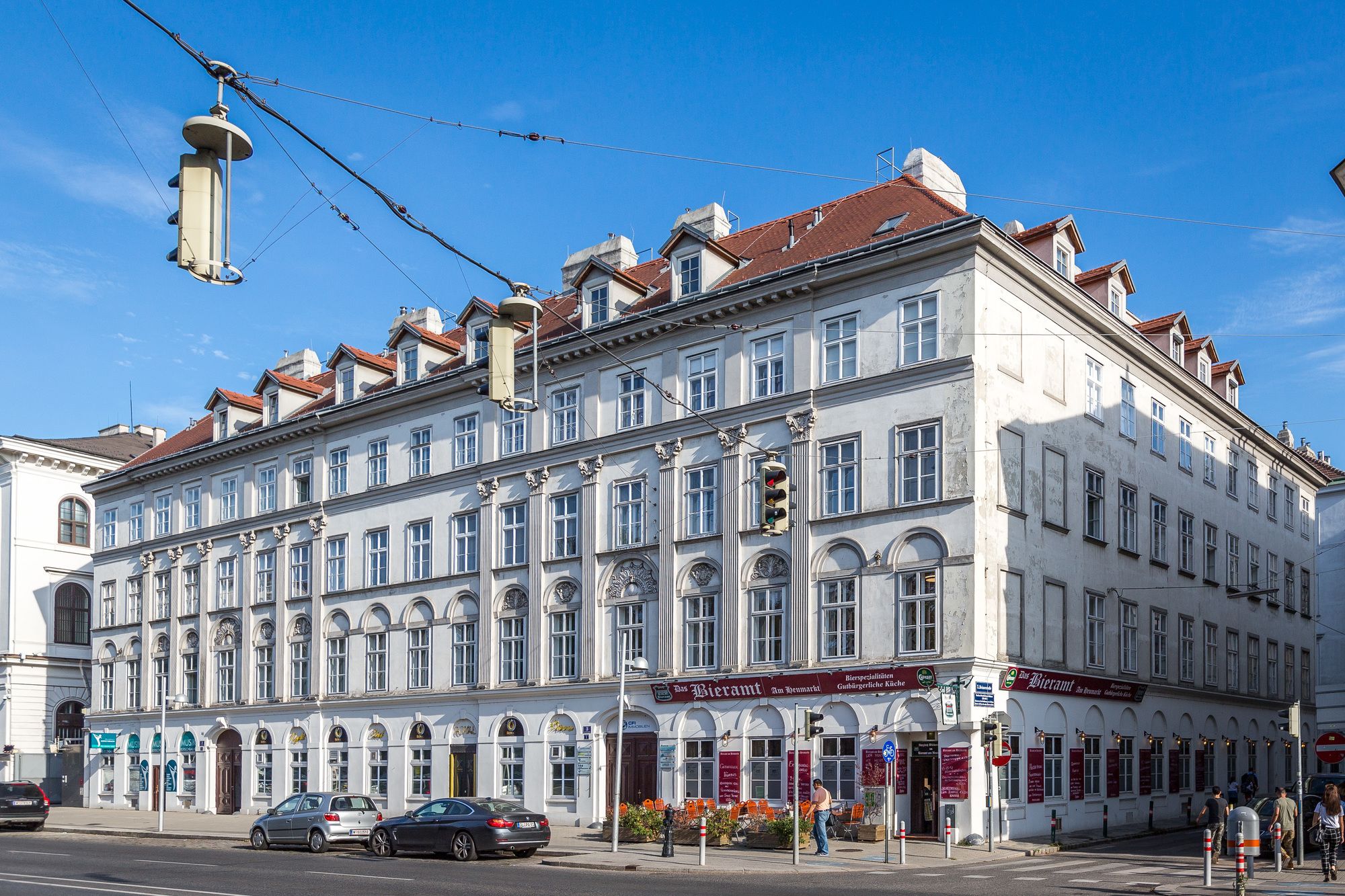 Фото Parkview Residences