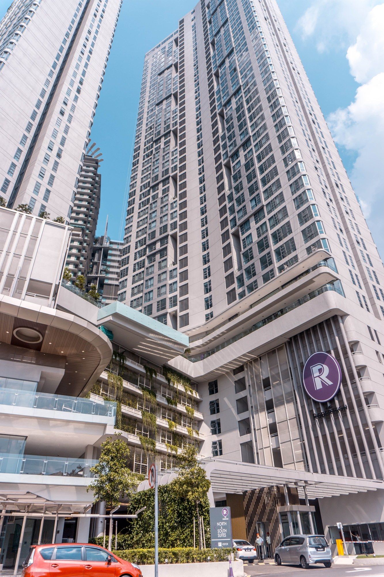 Фото Robertson Premier Suites by Subhome