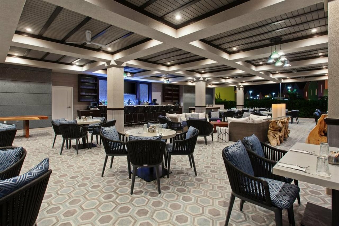 Фото Courtyard by Marriott Bonaire Dive Resort