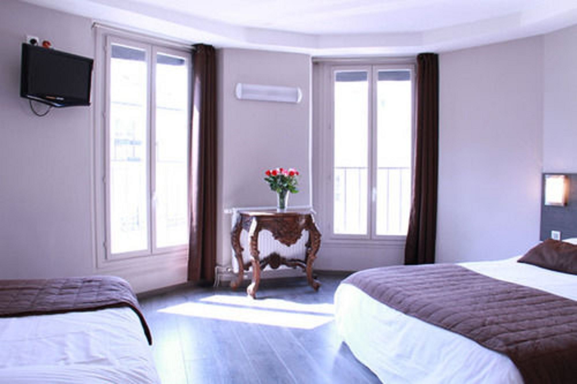 Фото Jeff Hotel Paris