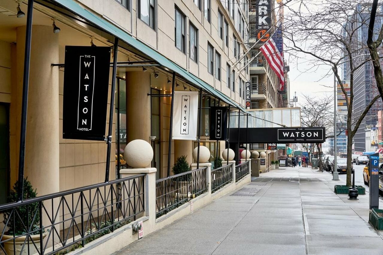 Фото отеля 1