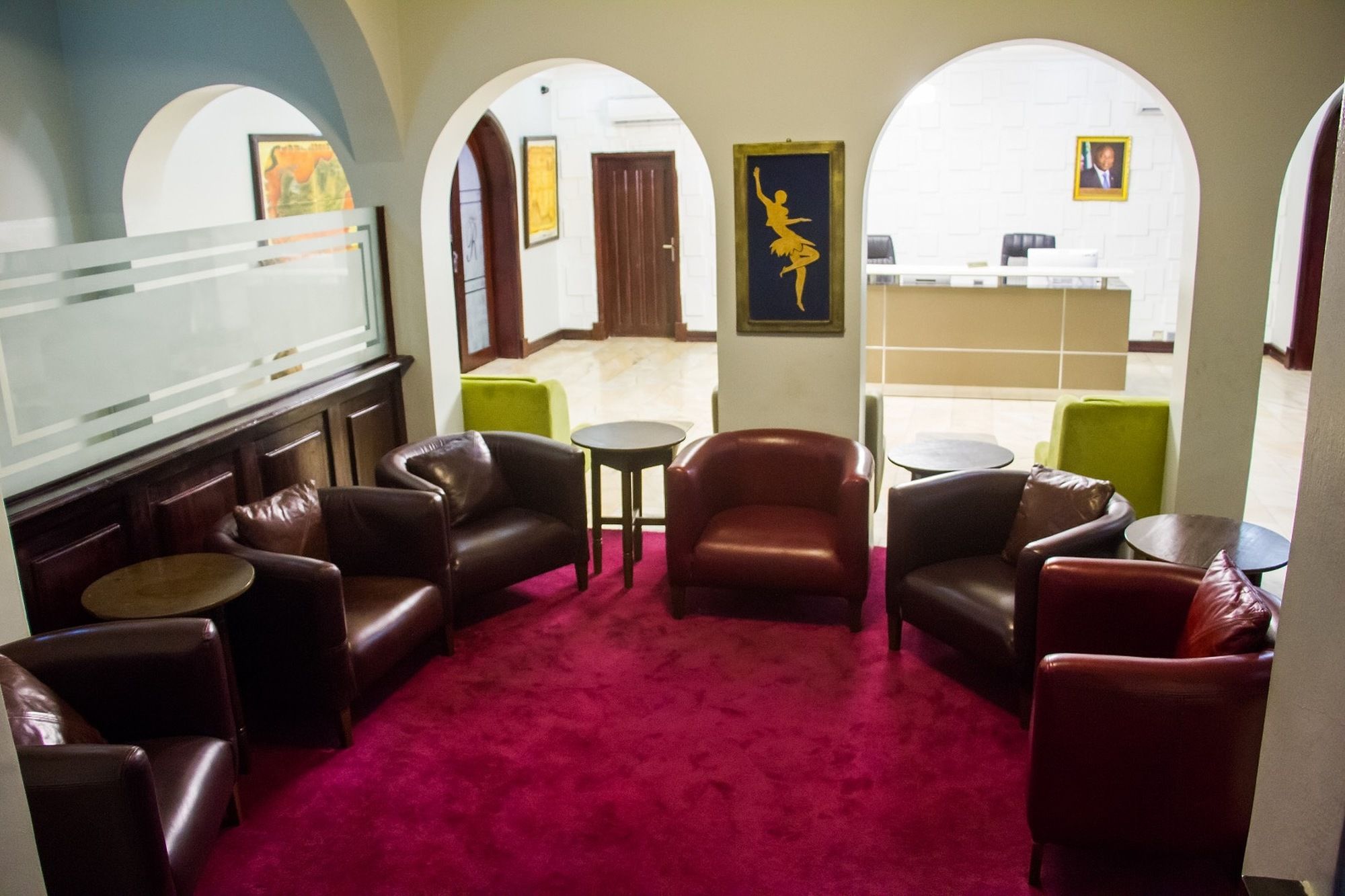 Фото The Palmview Manor Hotel