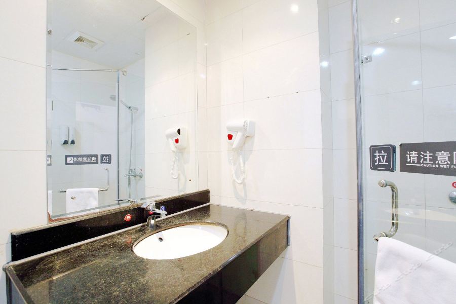 Фото 7 Days Inn Huayuanqiao Subway Station