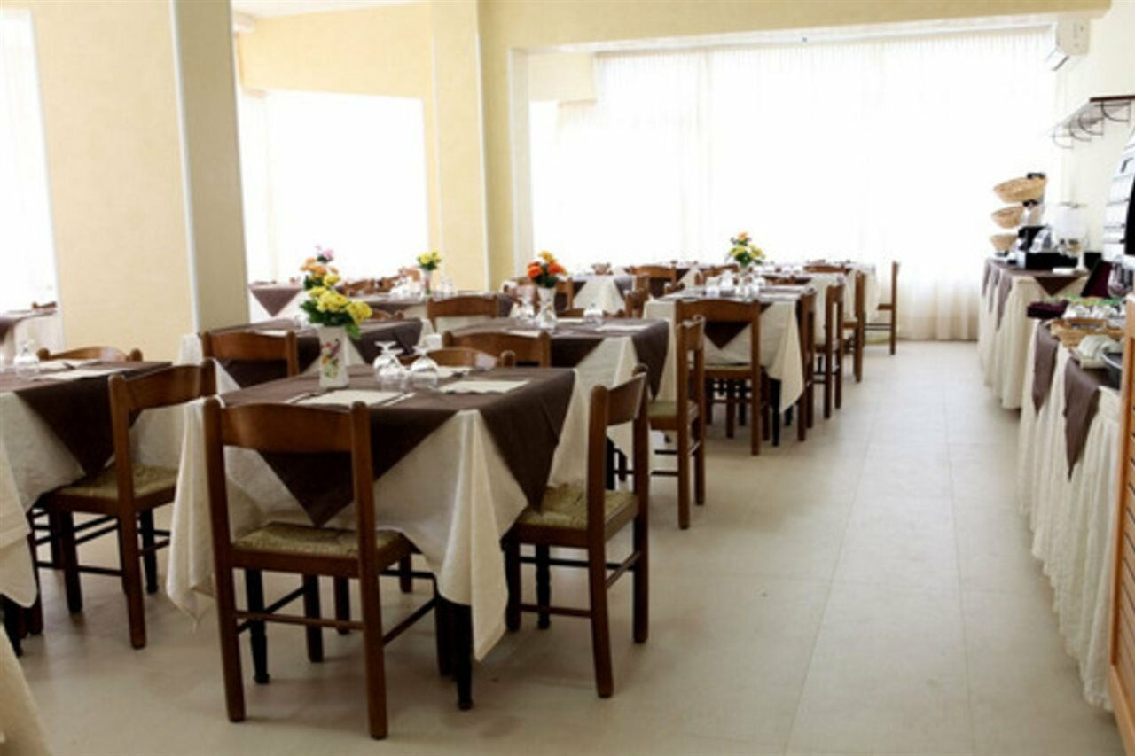 Фото Hotel Staccoli