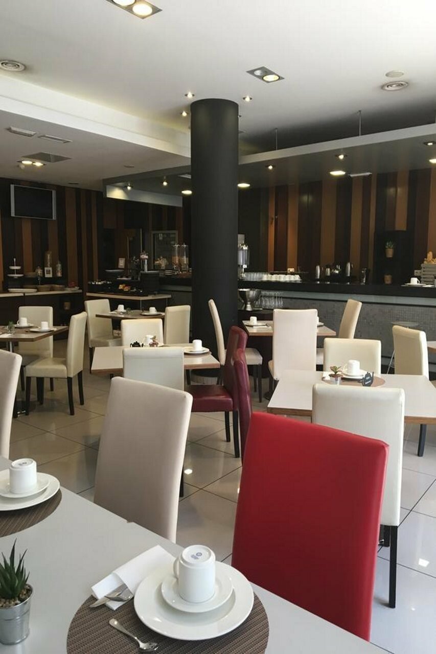 Фото Hotel Guadalmedina