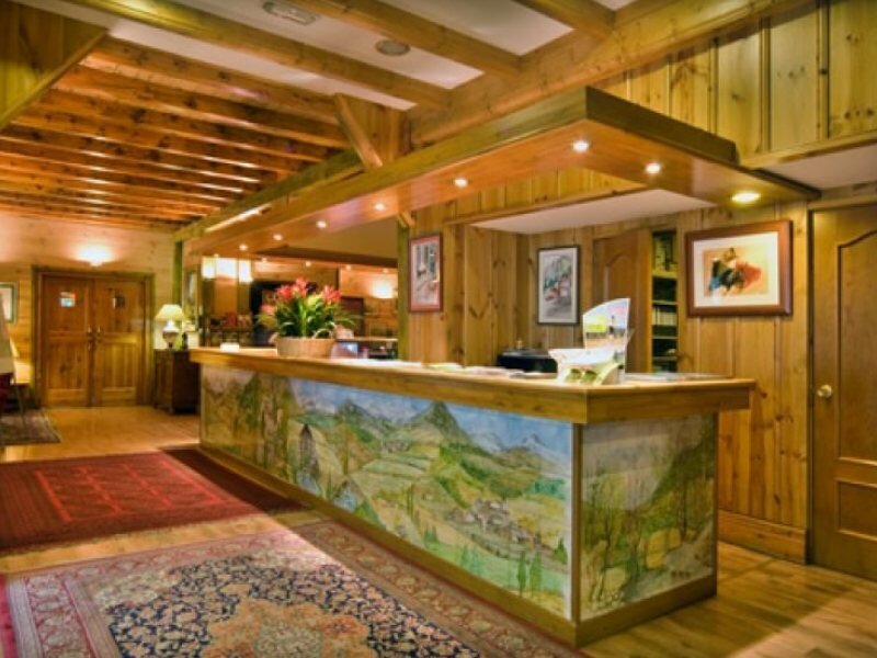 Фото Hotel Rutllan & SPA