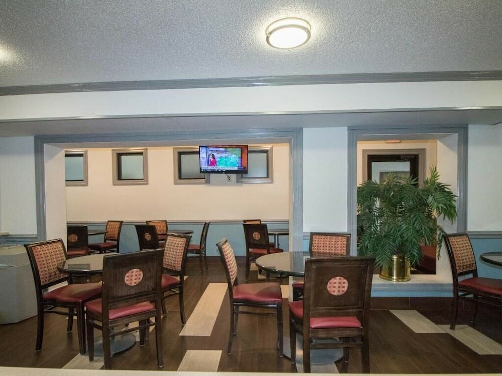 Фото Sweet Dream Inn University Park