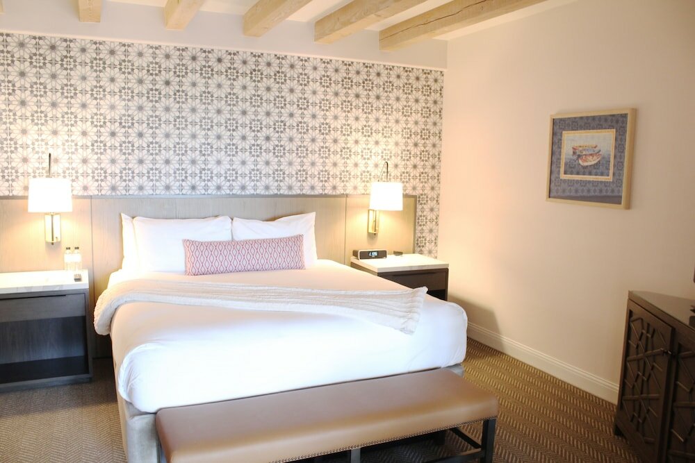 Фото La Valencia Hotel