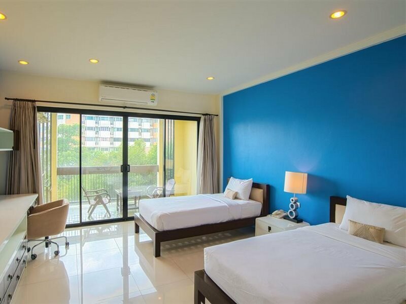 Фото The Empire Nimman