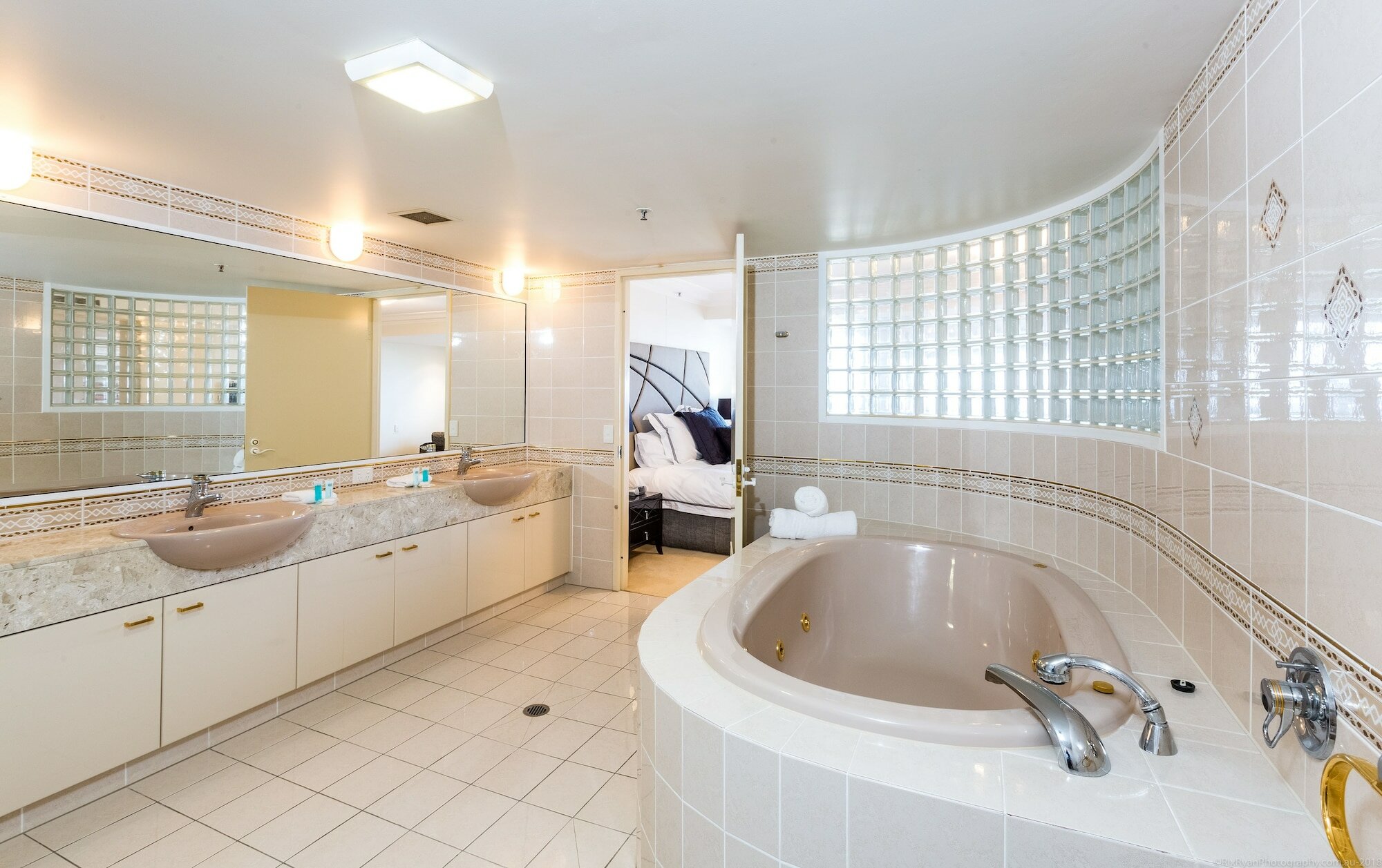 Фото Belle Maison Apartments