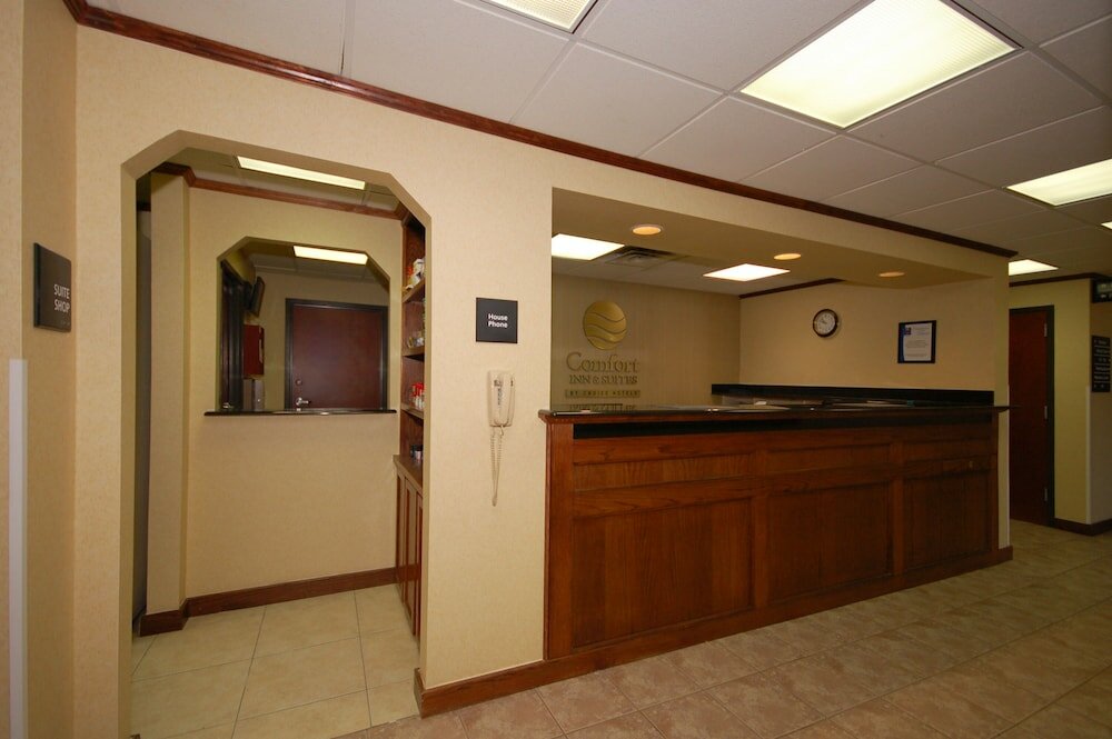 Фото Ardmore Inn & Suites