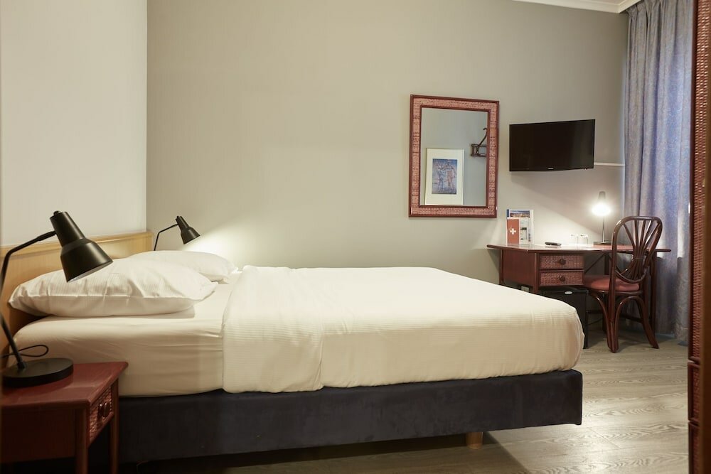 Фото Hotel Crystal