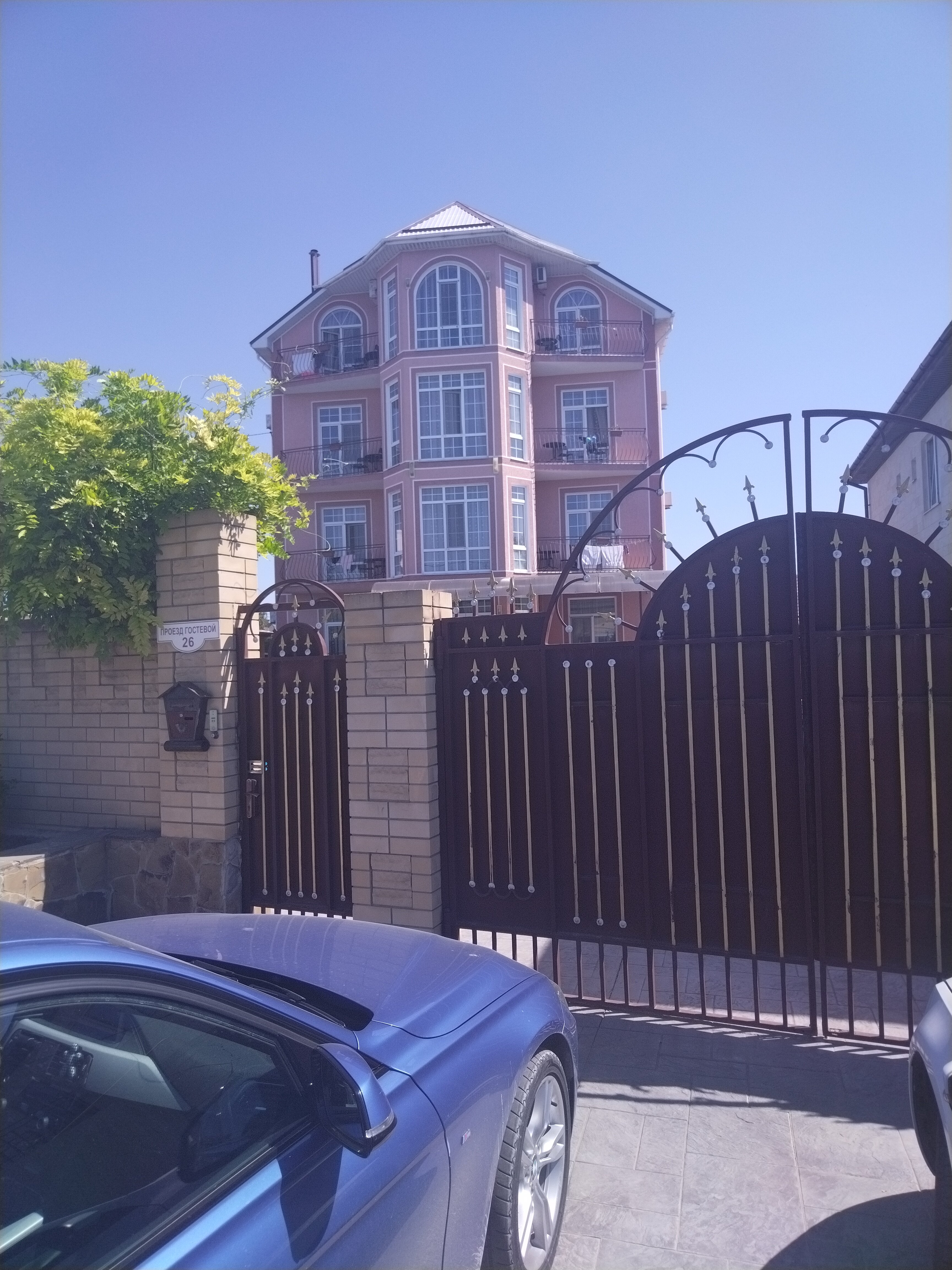 Фото Селини